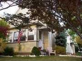 2102 Goodman St N, Irondequoit, NY 14609