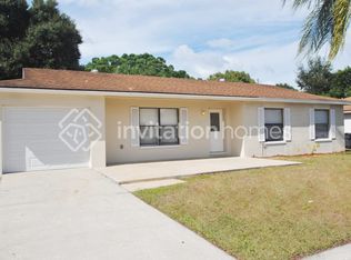 1219 Windsor Cir, Brandon, FL 33510