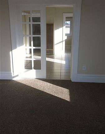 2029 MAIN LIVINGROOM