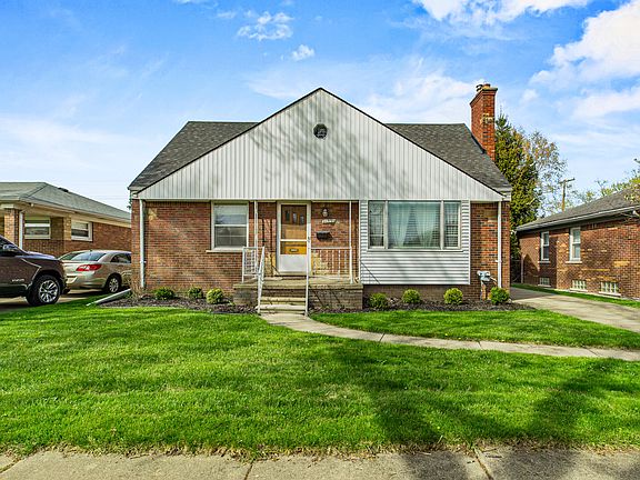 2nd image of 21771 Chalon St