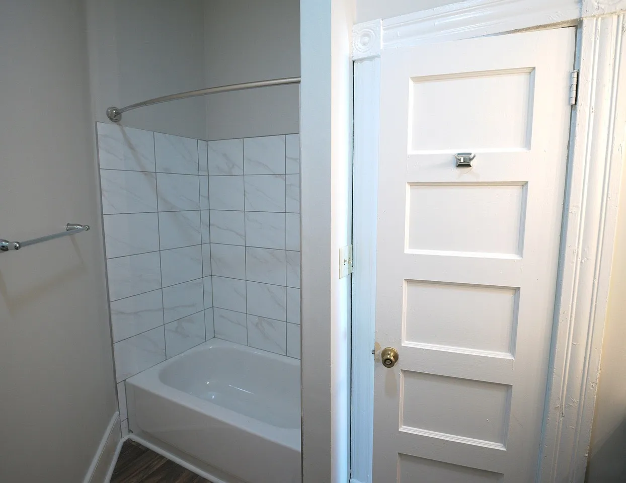2 bed, $999 — Photo 3