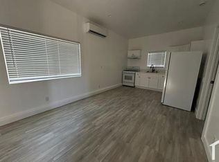 252 W 43rd St, Los Angeles, CA 90037