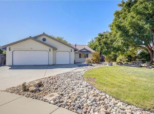 448 Morgan Ln, Paso Robles, CA 93446