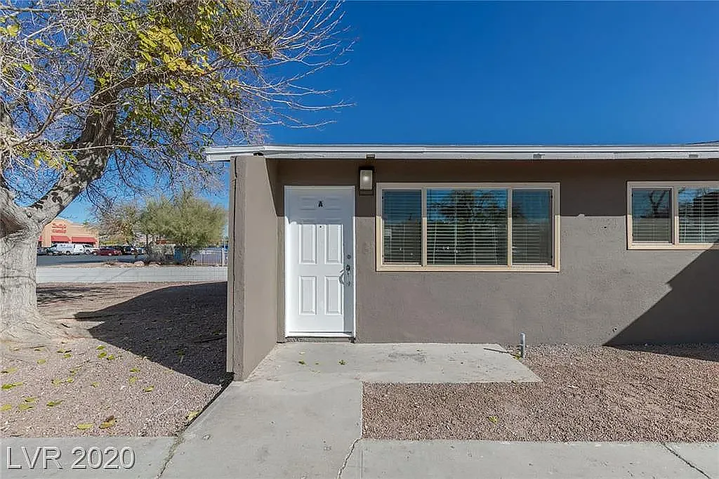 3240 Arlene Way — Photo 3
