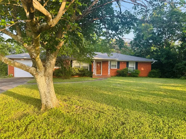 311 E Newland Dr, Robinson, TX 76706