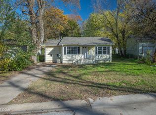 421 S Lincoln St, Neosho, MO 64850