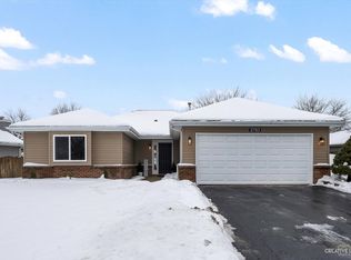 2783 Emma Cir, Aurora, IL 60504