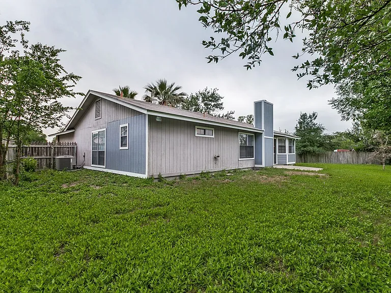 6991 Sunset Village Dr — Photo 24