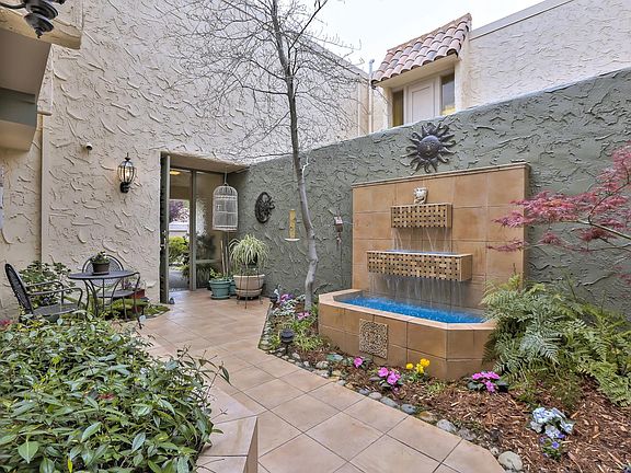 4th image of 120 Plazoleta