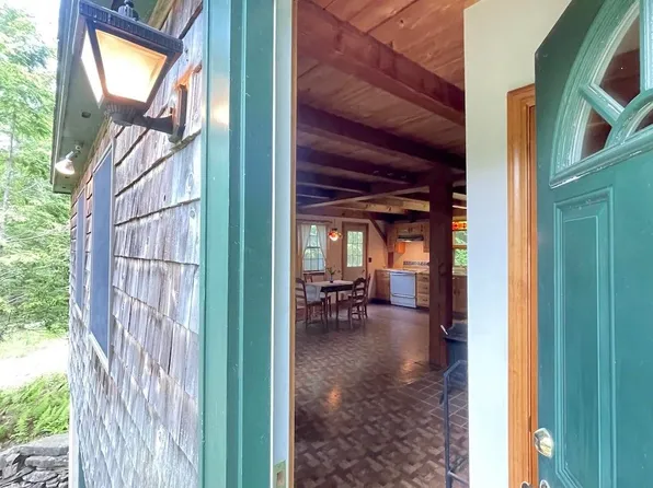 273 Jarmany Hill Road, Sharon, NH 03458