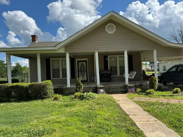 210 Burkett Ave, Vardaman, MS 38878