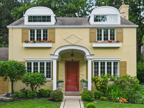 486 Salem Dr, Pittsburgh, PA 15243