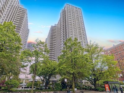 4250 N Marine Dr APT 430, Chicago, IL, 60613