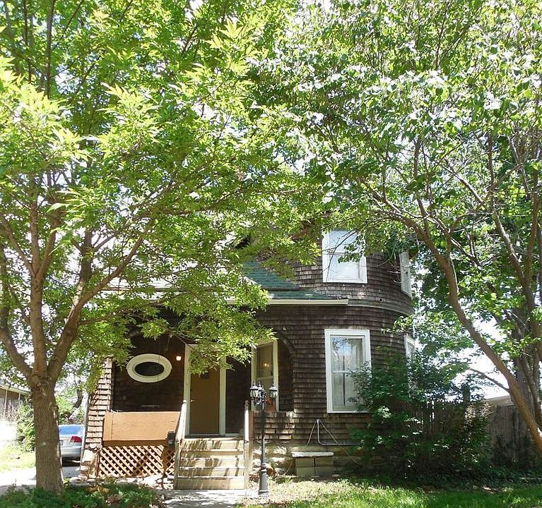 1st image of 612 Union St