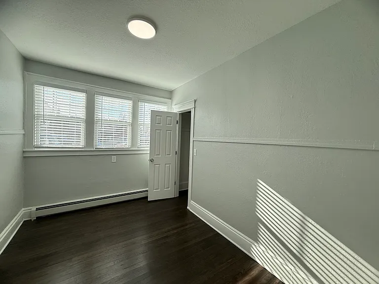 36465 Main St #1 — Photo 6