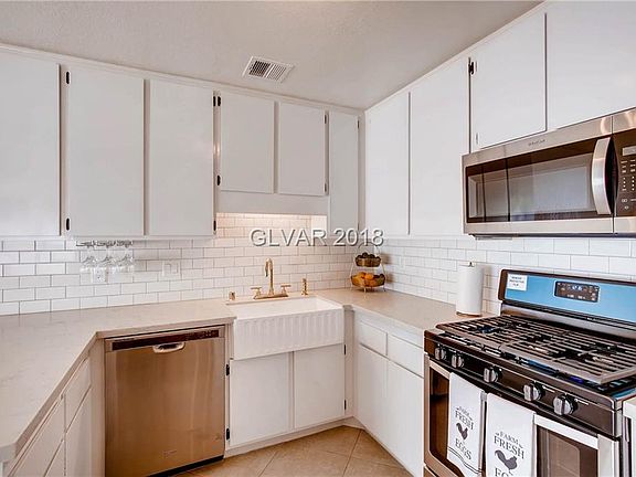 2nd image of 6992 Quarry Dr