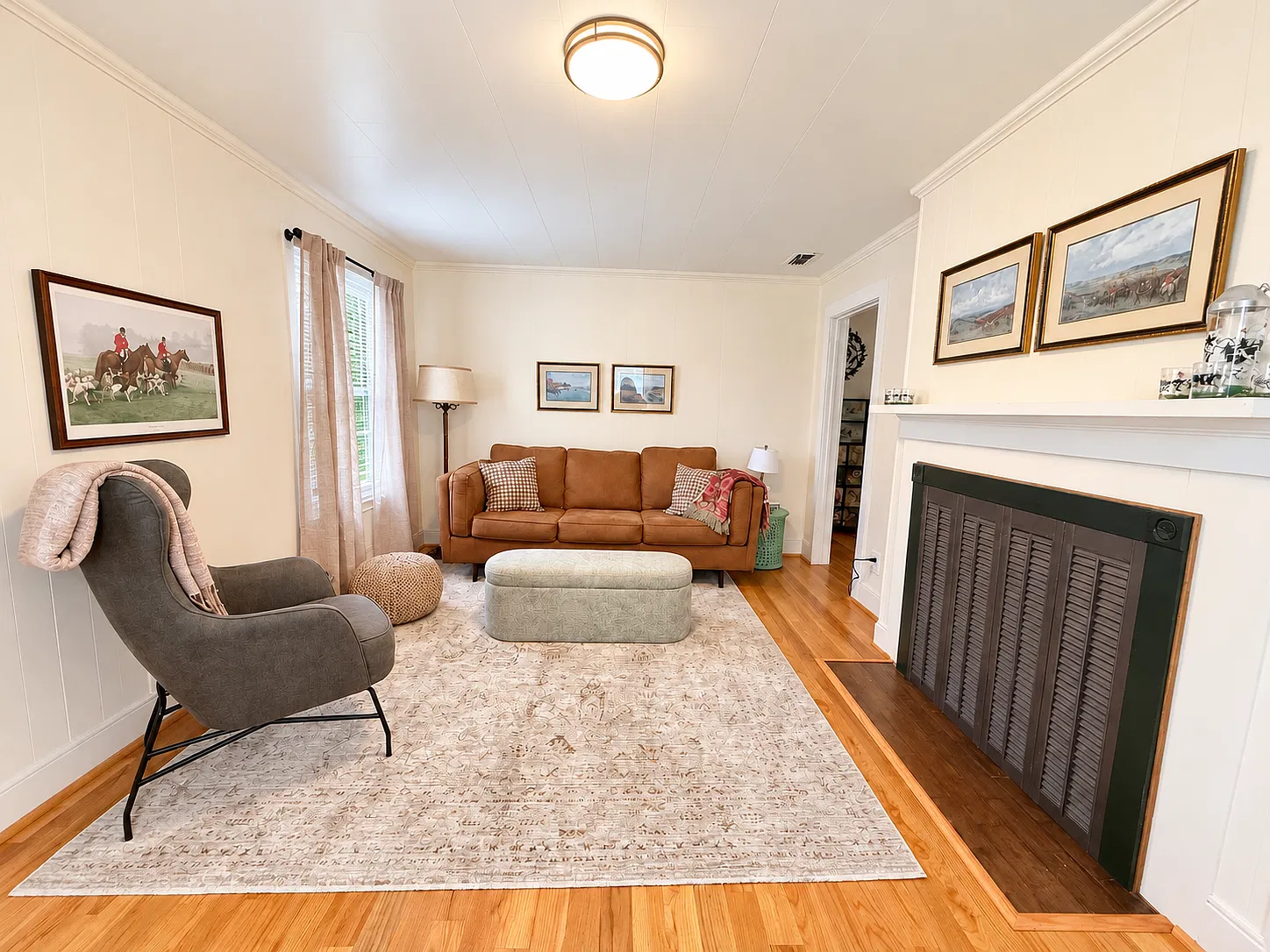 2 bed, 1046 sqft, $2,200 — Photo 2