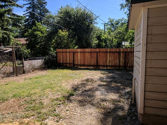 5th image of 7325 Sidney Dr APT C