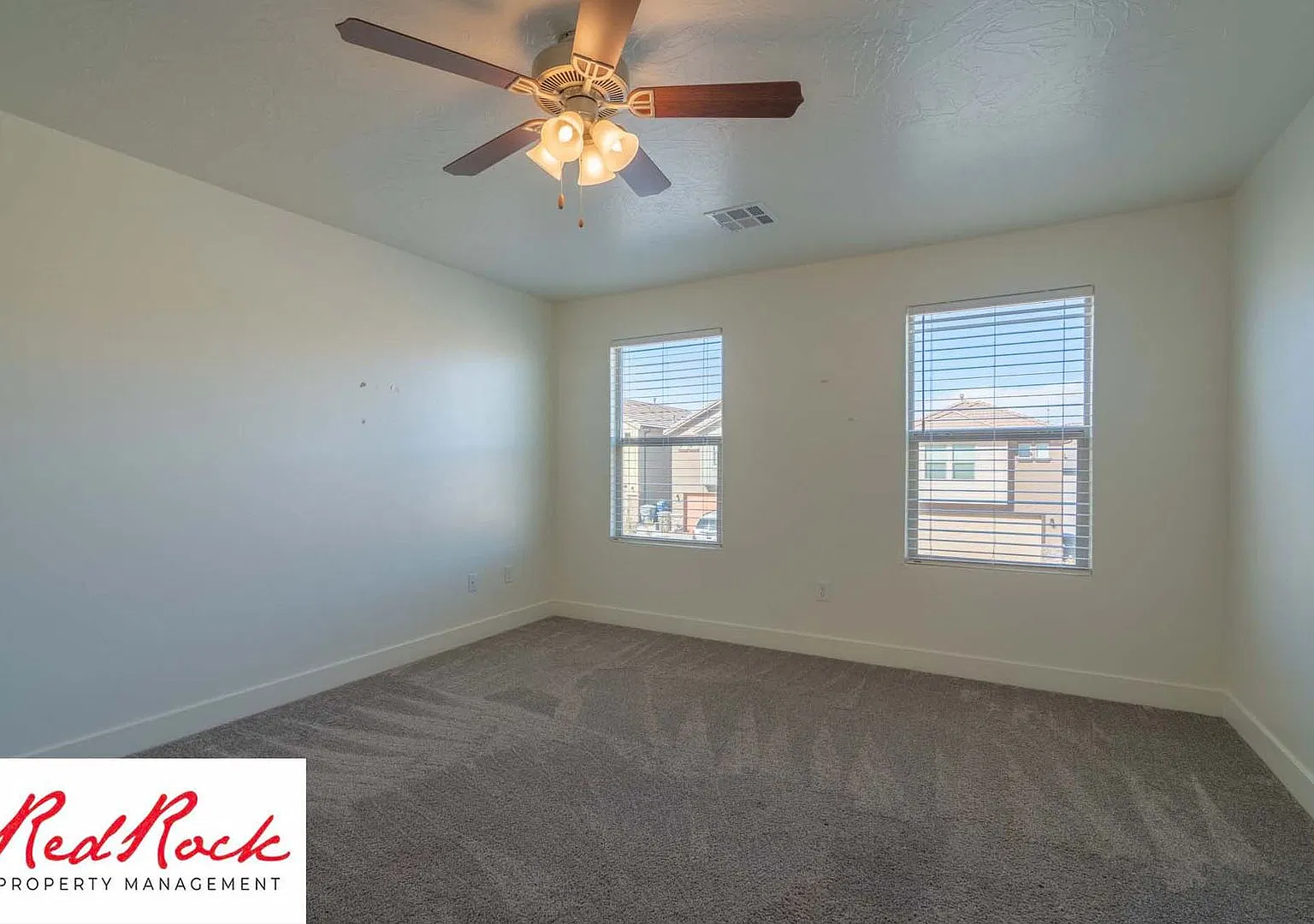 Make This 4 Bedroom Home Yours! Move In Special! — Photo 4