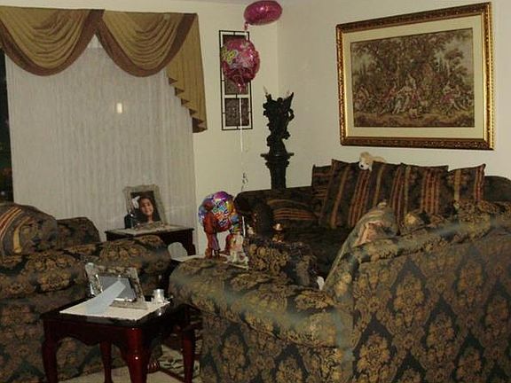 2nd image of 13612 S Village Dr #5112