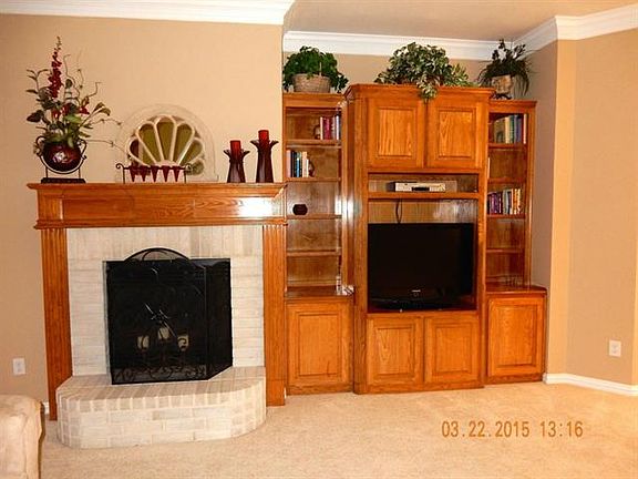5th image of 1101 Brook Arbor Dr
