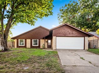 2837 Corrida Ct, Grand Prairie, TX 75052