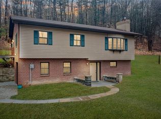 1199 Lower Mateer Rd, Vandergrift, PA 15690