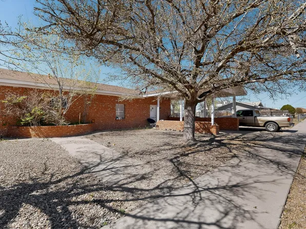607 & 609 N 6th St, Belen, NM 87002