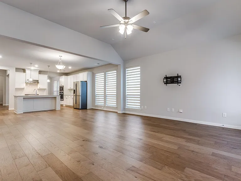 1600 Bird Cherry Ln — Photo 13