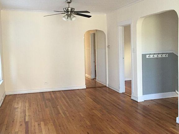 4th image of 2204 N Kimball Ave #2