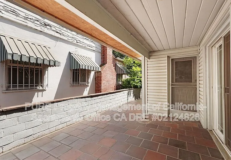 5201 T St — Photo 38