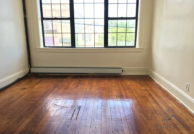 11 Grant Ave #29E