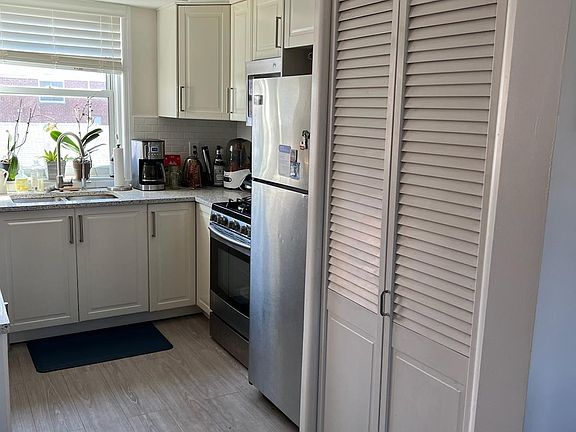3rd image of 7413 260th St #35H5