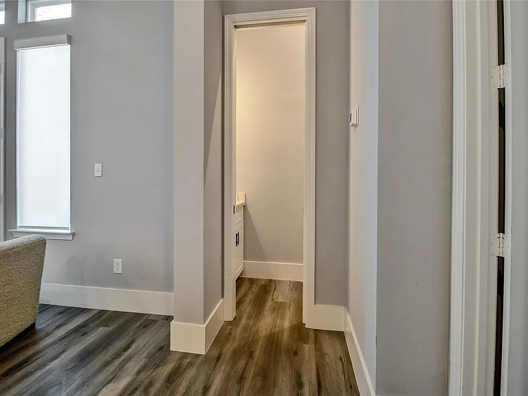 811 Paul Quinn St — Photo 5