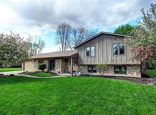 415 Rankin Dr, Englewood, OH