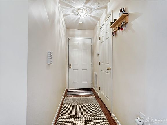 3rd image of 1963 Waterstone Blvd APT 207