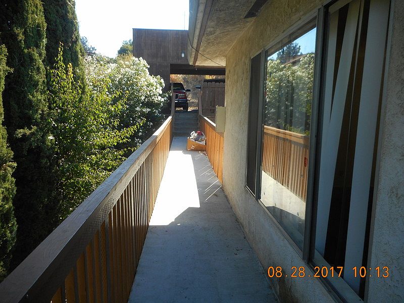 1st image of 250 Avian Dr APT 4
