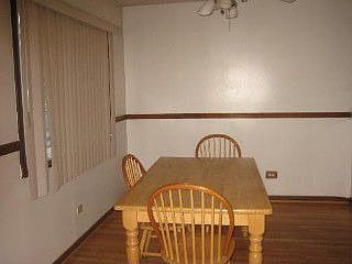 5th image of 3833 Scott St