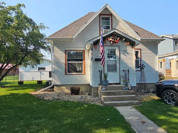 431 Central Ave N, Crookston, MN 56716