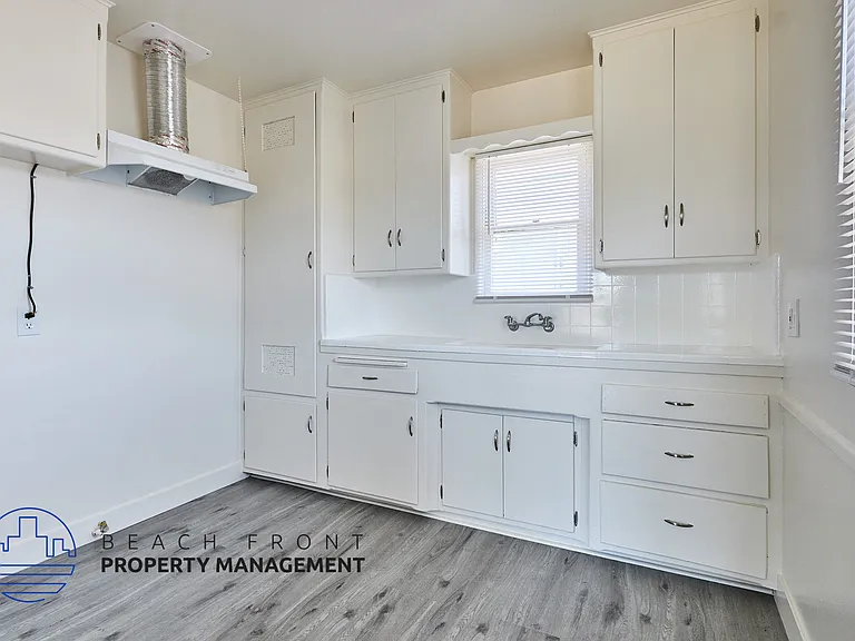 436 W Magnolia St — Photo 10