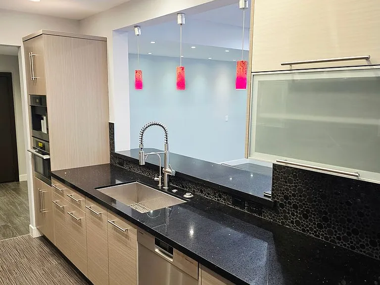 12540 Burbank Blvd #103 — Photo 14