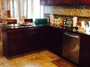 32 Pearl St, Randolph, MA 02368