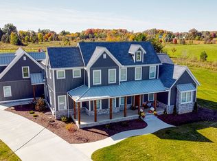 87 High St, Seville, OH 44273