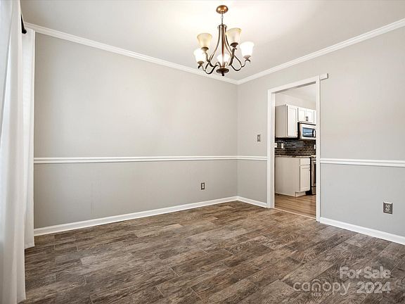 5th image of 10618 Whittersham Dr