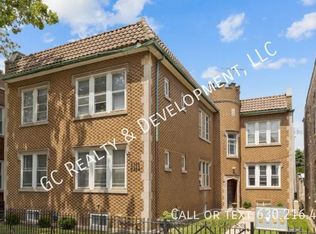 2324 W 25th St, Chicago, IL 60608