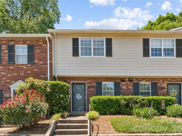 2921 Heathstead Pl, Charlotte, NC 28210