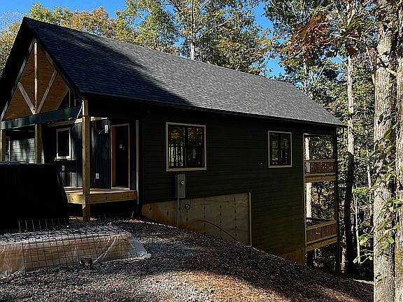 2nd image of 297 Tall Pines Dr