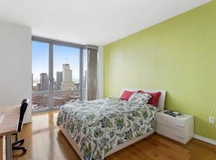 310 W 52nd St APT 19B, New York, NY 10019