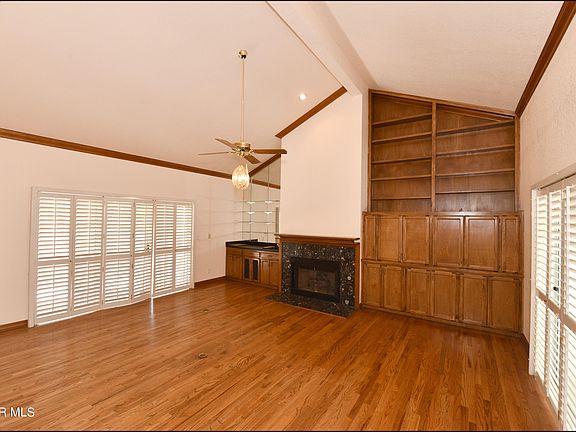 5th image of 1004 Los Jardines Cir