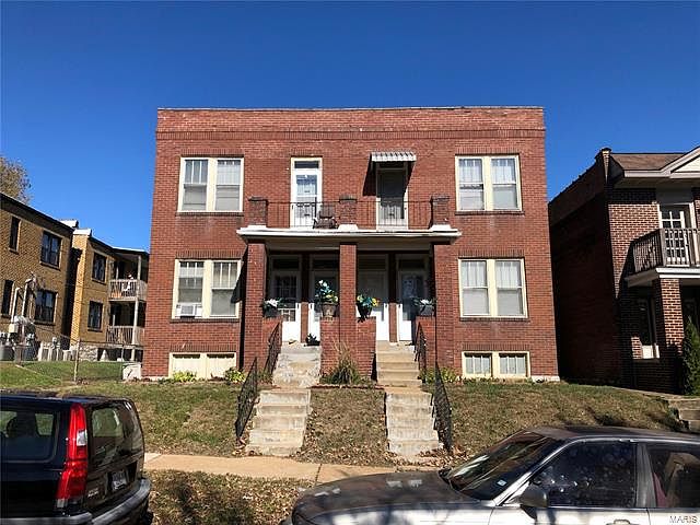 2nd image of 4059 Humphrey St